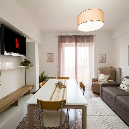 Metroa Strategic Position Apartament *