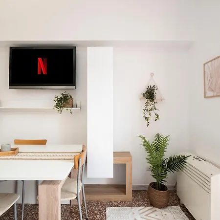 Metroa Strategic Position Apartman *